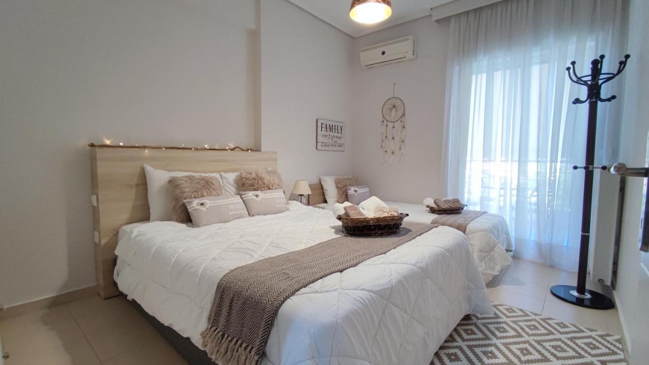 Rock & Roll 2 - Modern Apartment In Trikala Eksteriør bilde